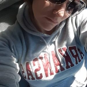 Meet your Posher, Nickie